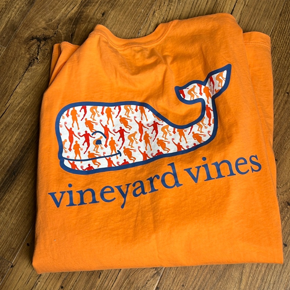 Vineyard Vines/ Men’s  L Orange Football Whale T-Shirt NWOT